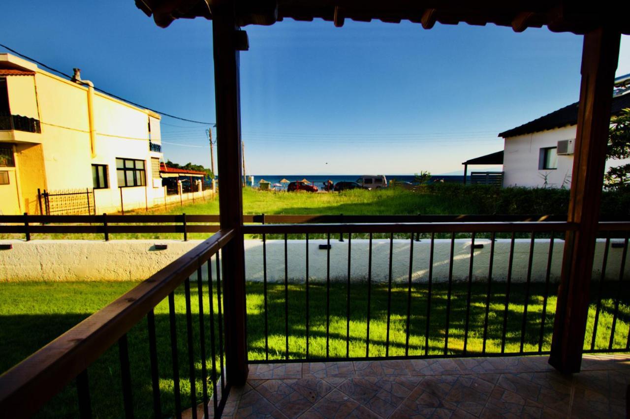 Enalio Beach House Nea Kallikrateia Экстерьер фото